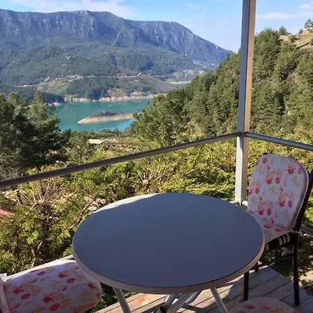 Sifa Tarlasi/ Heilgarten/ Healgarden Homestay *
